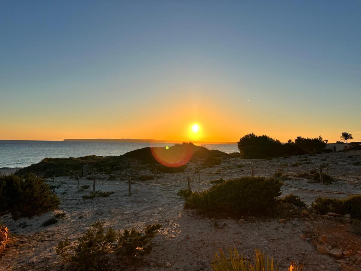 Villa Arenas Del Mar Formentera Es Arenals Exterior foto